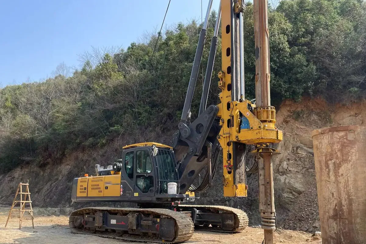 Hydraulic Cylinder for Rotary Drilling