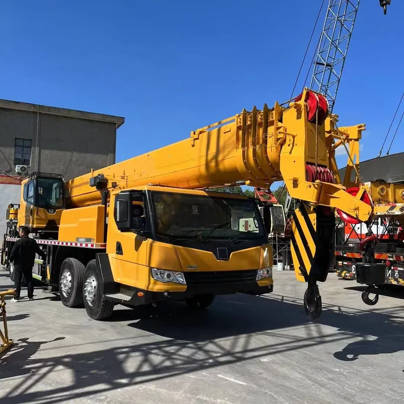 Truck Crane Hydraulic Support Leg Cylinder Installation