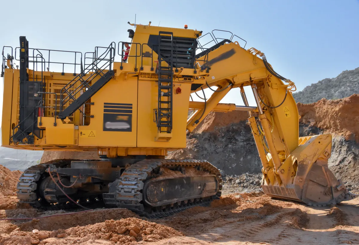 Planetary Gearbox for Large Tracked Excavators